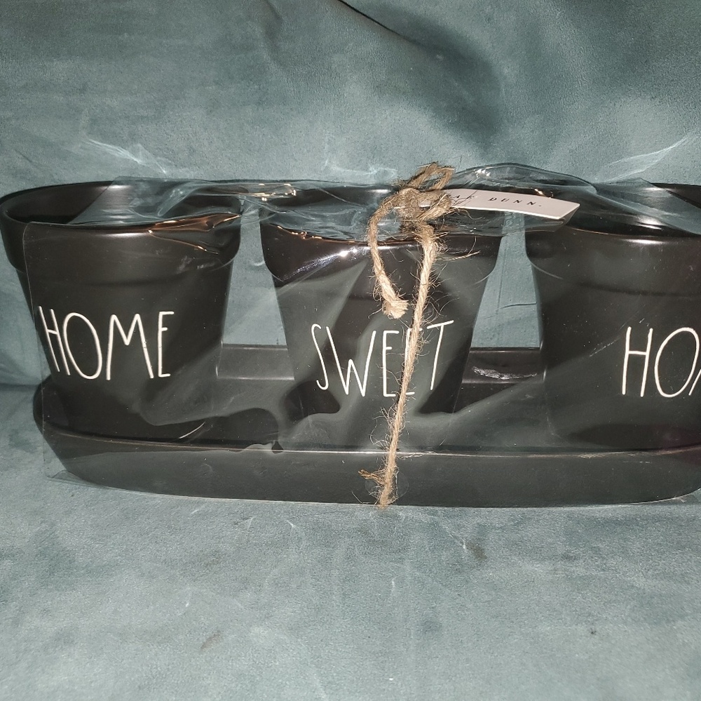 RAE DUNN `Home Sweet Home'